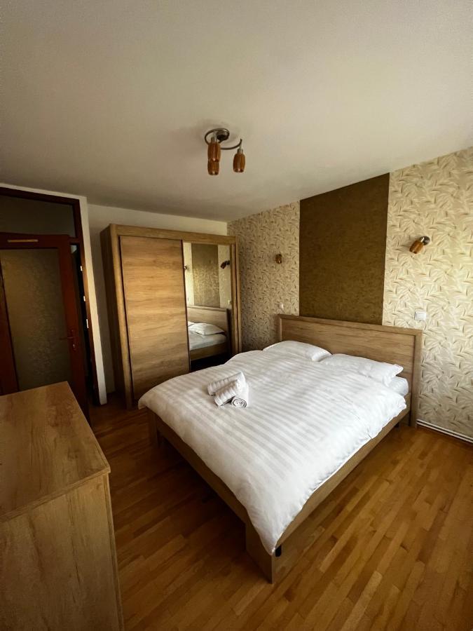 Boutique Apartments City Center Braşov Exterior foto
